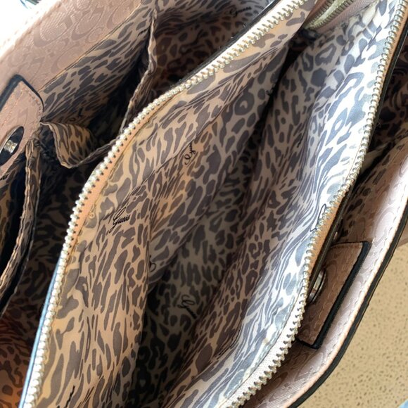 GUESS PINK FAUX LEATHER 3-COMPARTMENT SHOULDER BAG WITH LEOPARD INTERIOR - Picture 11 of 13